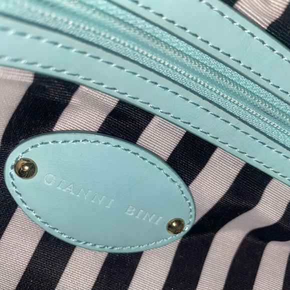 Gianni Bini Lucy Light Blue Shoulder Bag with Bow Detail - Picture 7 of 8